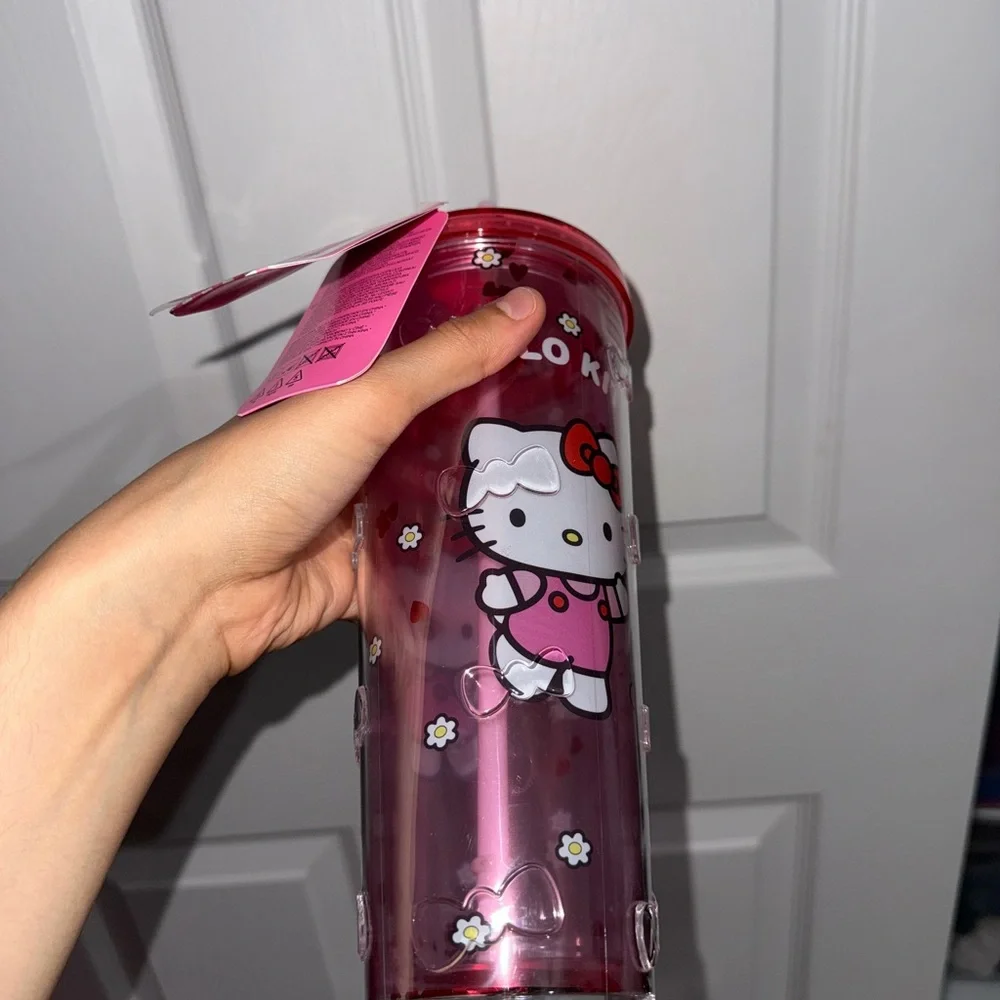 Sanrio Hello Kitty Pink Tumbler - Picture 8 of 10